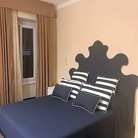 ريليز بياتسا ديل بوبولو 4*