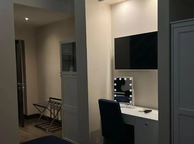 Relais Piazza Del Popolo 4*