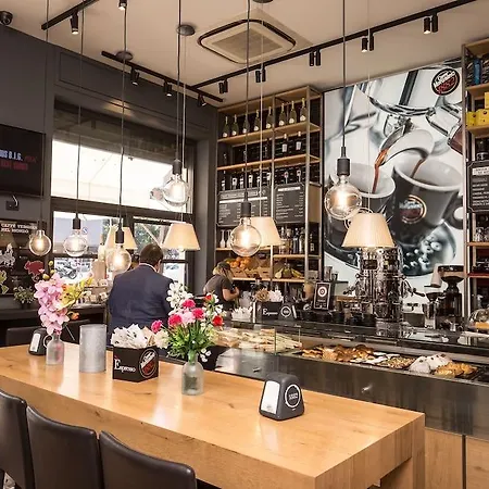 Relais Piazza Del Popolo Alojamento de Acomodação e Pequeno-almoço 4*
