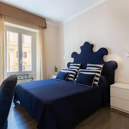 Alojamento de Acomodação e Pequeno-almoço Relais Piazza Del Popolo 4*